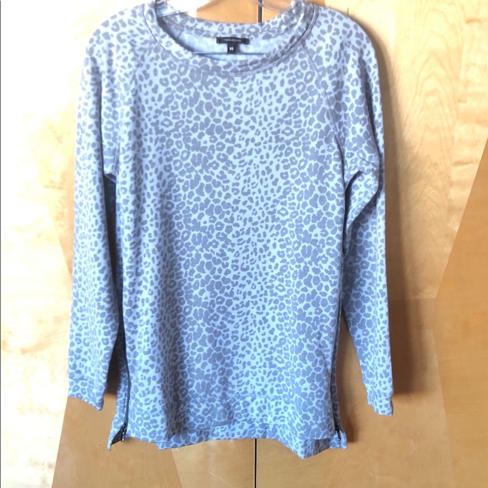 Stella & Dot leopard print pullover